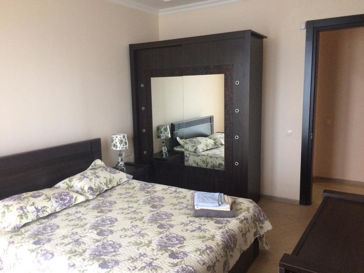 Beautiful House By The Sea Apartment บาทูมิ ภายนอก รูปภาพ