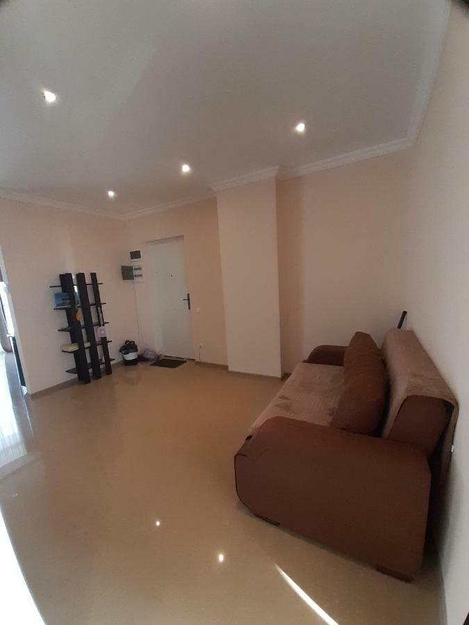 Beautiful House By The Sea Apartment บาทูมิ ภายนอก รูปภาพ